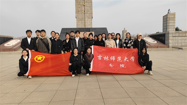 1712154377608340.jpg aa51fa49a720c0c8139179f4b29223f.jpg