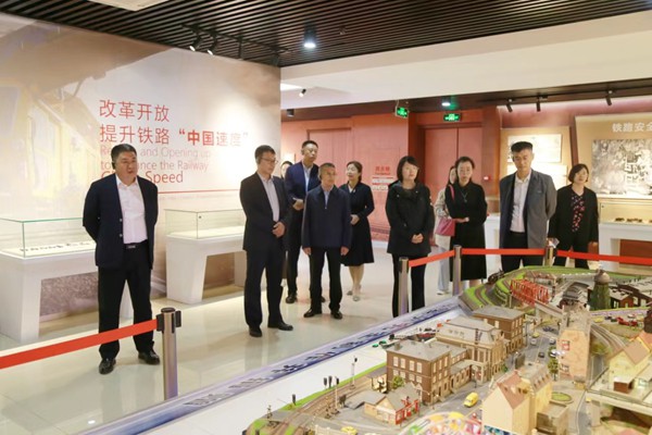 1727499449884389.jpg 1.jpg