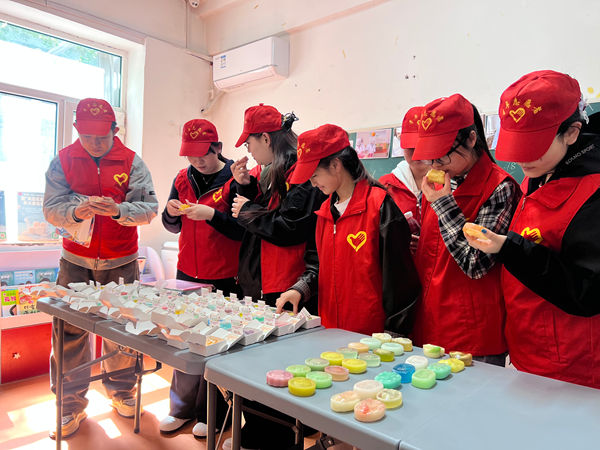 阳光天使志愿服务_副本.jpg